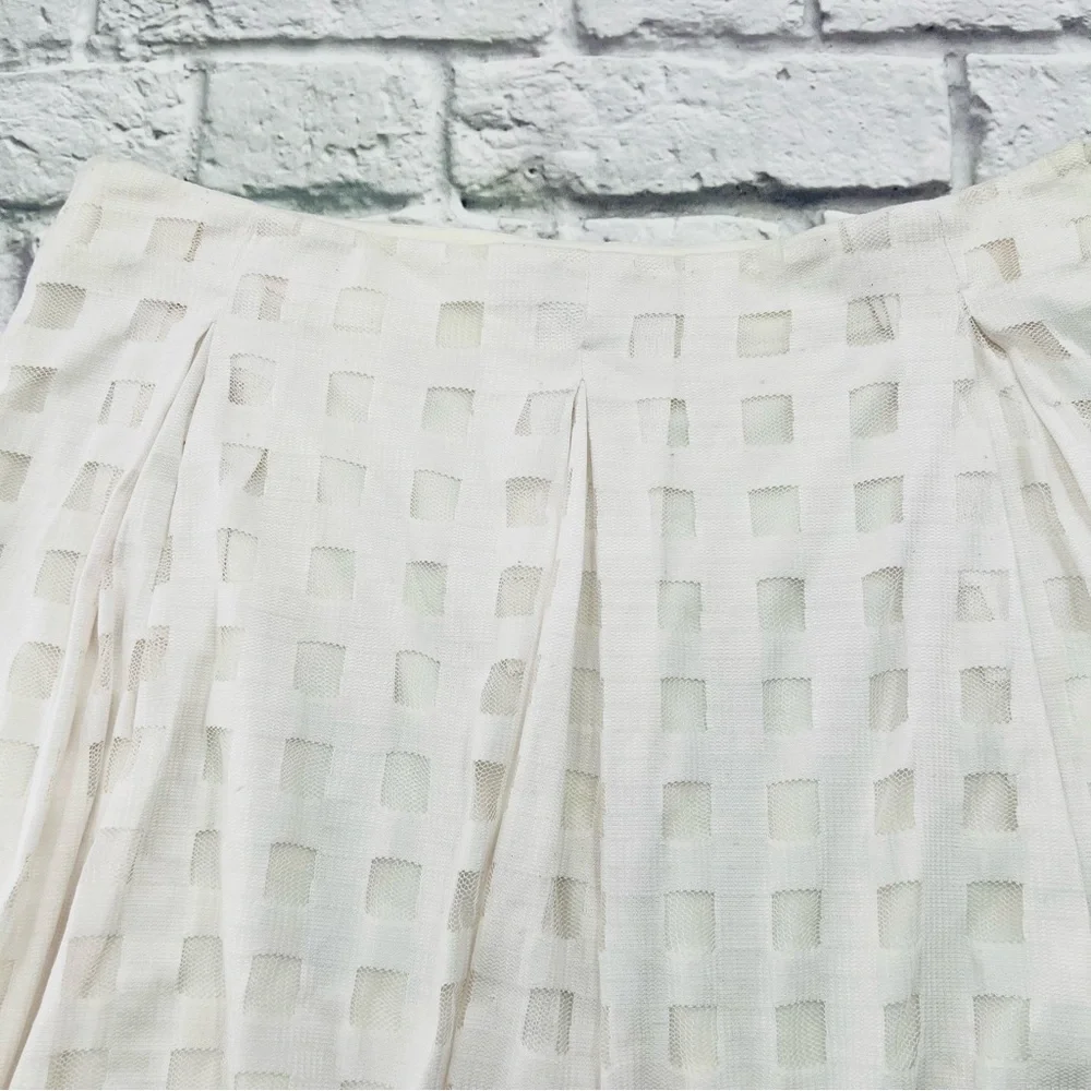 Kind Of White Textured Skirt Size Large Layered Mini Pleated Flare